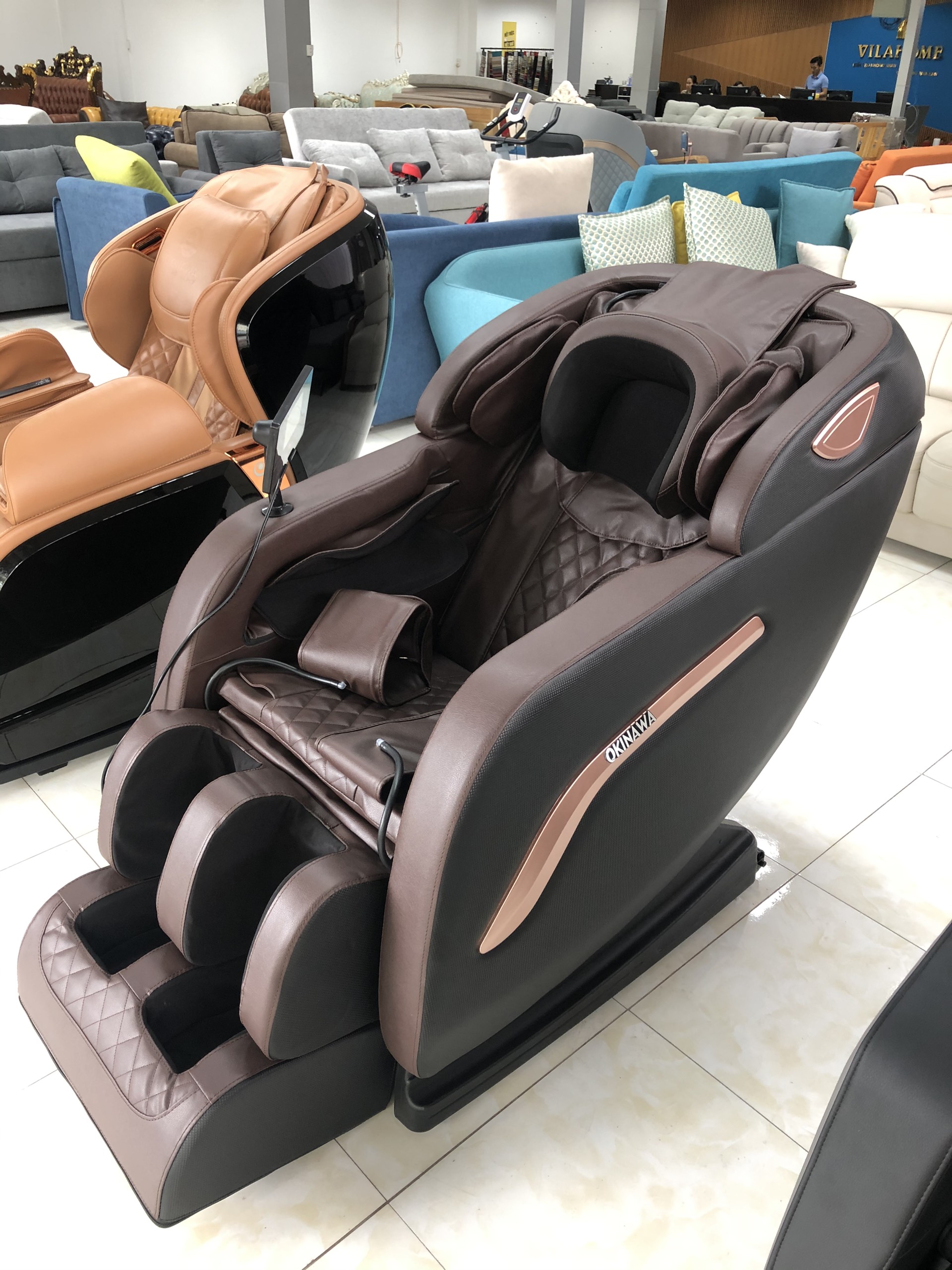 Showroom Ghế Massage Toàn Thân