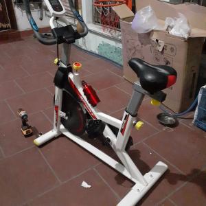 Địa chỉ bán xe đạp thể dục tại nhà CD-X908