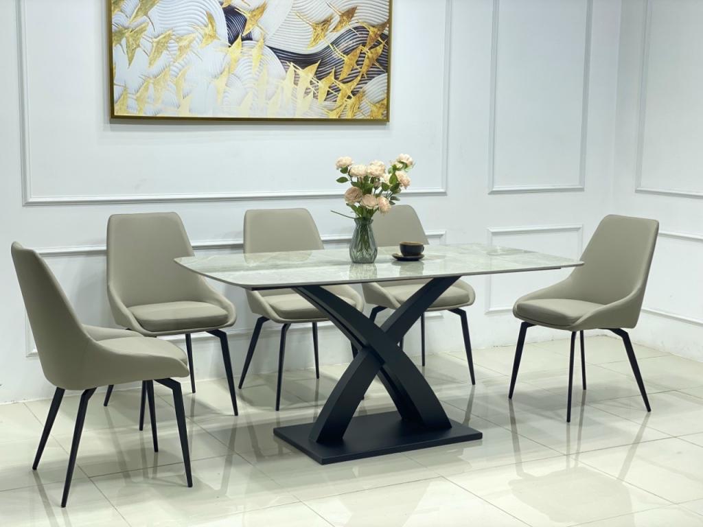 Bộ Bàn Ăn chân Đao + 4 Ghế Nhập Khẩu CEN-B148