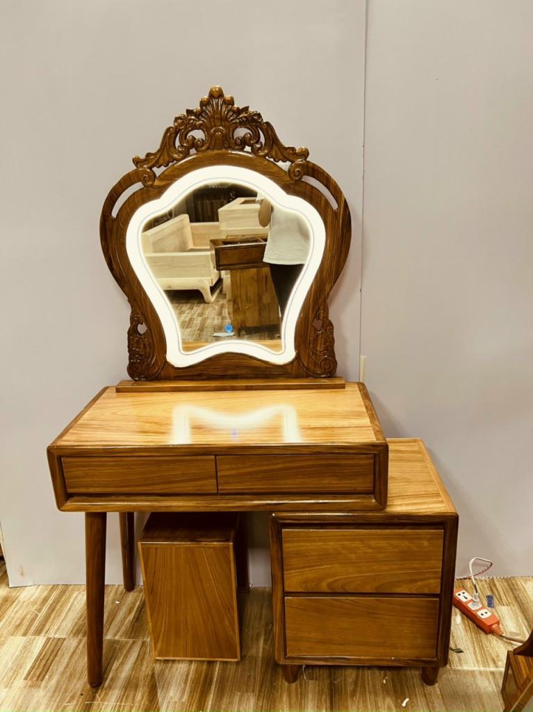 Bàn Trang Điểm Gỗ Hương Xám BTD-G03