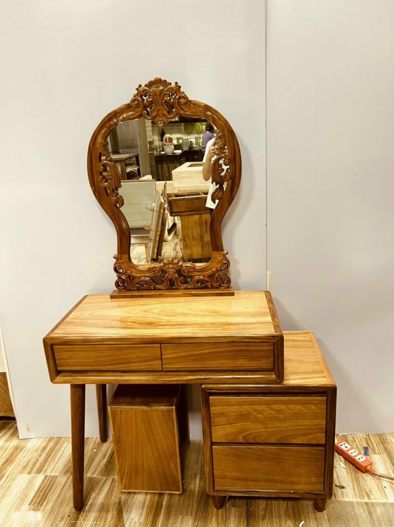 Bàn Trang Điểm Gỗ Hương Xám BTD-G07