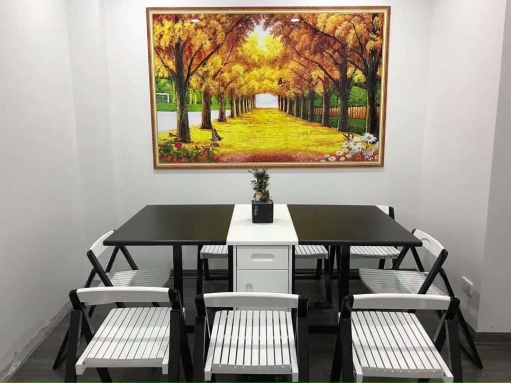 Bộ Bàn Ghế Ăn Thông Minh Gấp Gọn Gỗ Sồi (Bộ 8 Ghế nan) CEN-BG06