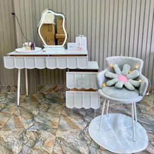 Bộ Bàn Trang Điểm Nhập Khẩu CEN-BT139