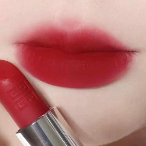 Son Lì Givenchy 37 Rogue Graine Đỏ Tươi quyền lực