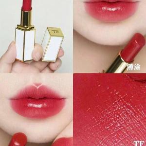 Son môi Tom Ford 34 Rose Irisé – Màu Đỏ Dâu siêu ngọt ngào