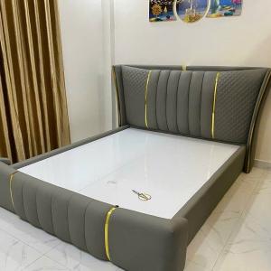 Giường Ngủ Bọc Da Giá Rẻ CEN-GN39