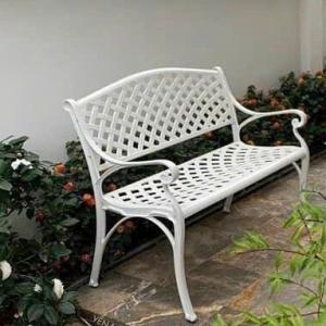 Bàn ghế sân vườn nhôm đúc nhập khẩu giá rẻ hà nội BGSV10